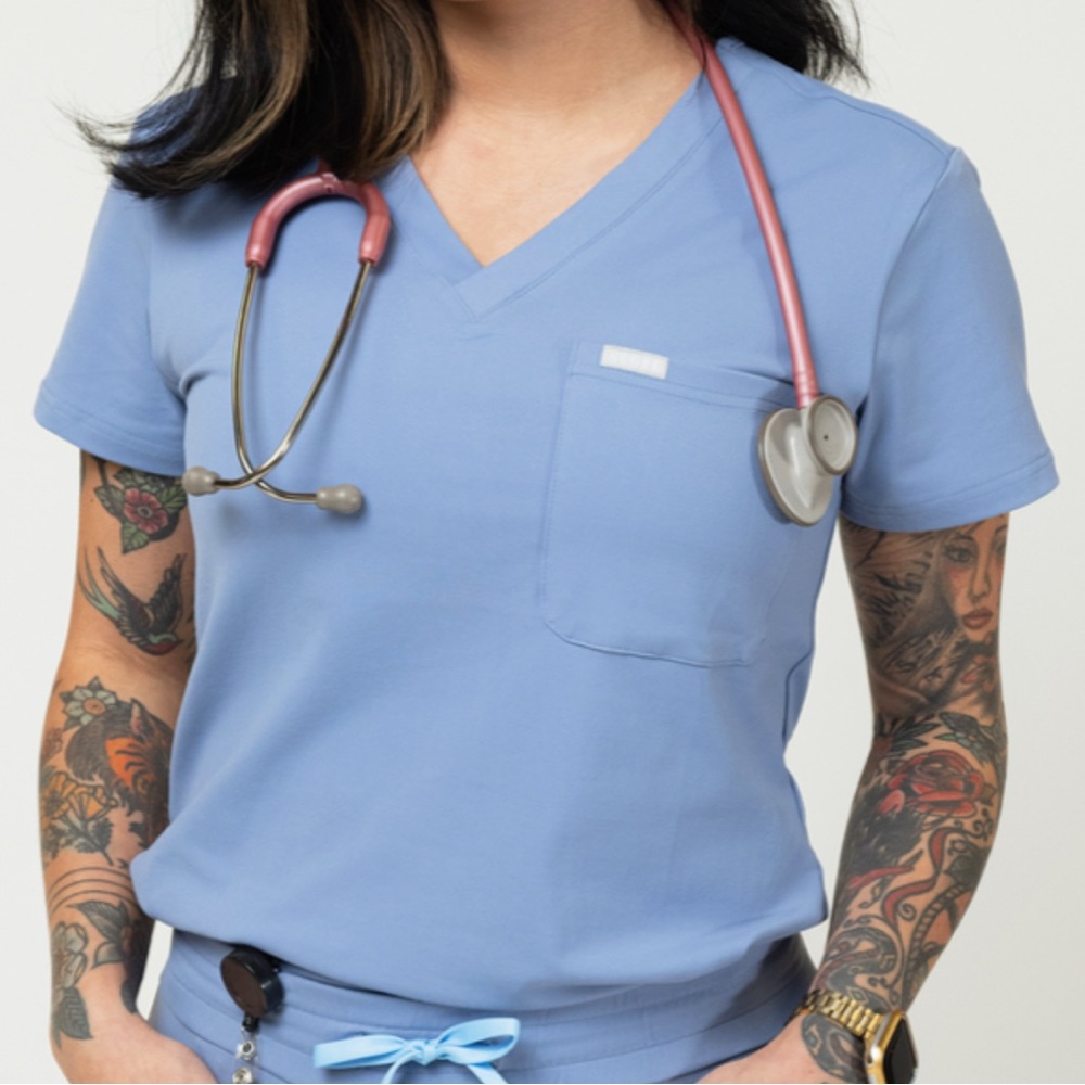 Scope Scrub 1 Pocket Top and 9 Pocket Cargo Straight Leg Pants